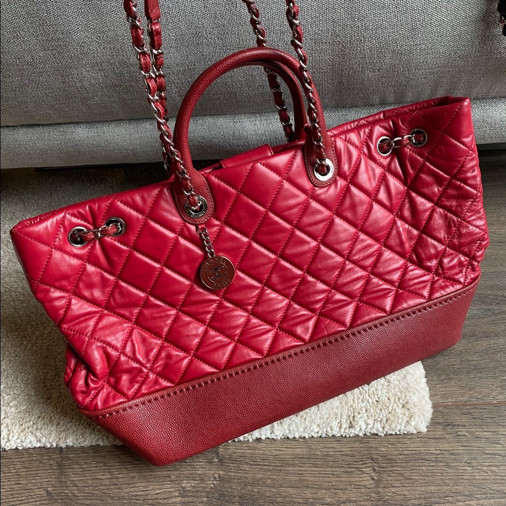 Chanel drawstring charm red quilted calfskin with caviar tote